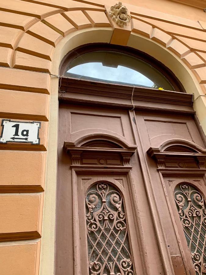 Goodmood Apartment Дебрецен Экстерьер фото