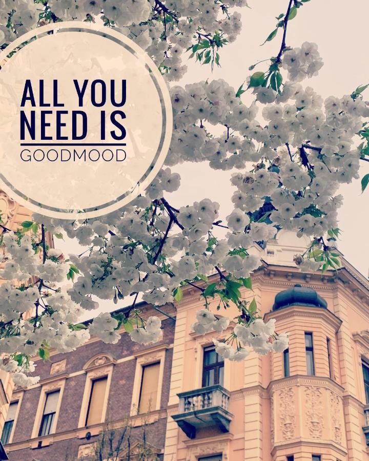 Goodmood Apartment Дебрецен Экстерьер фото